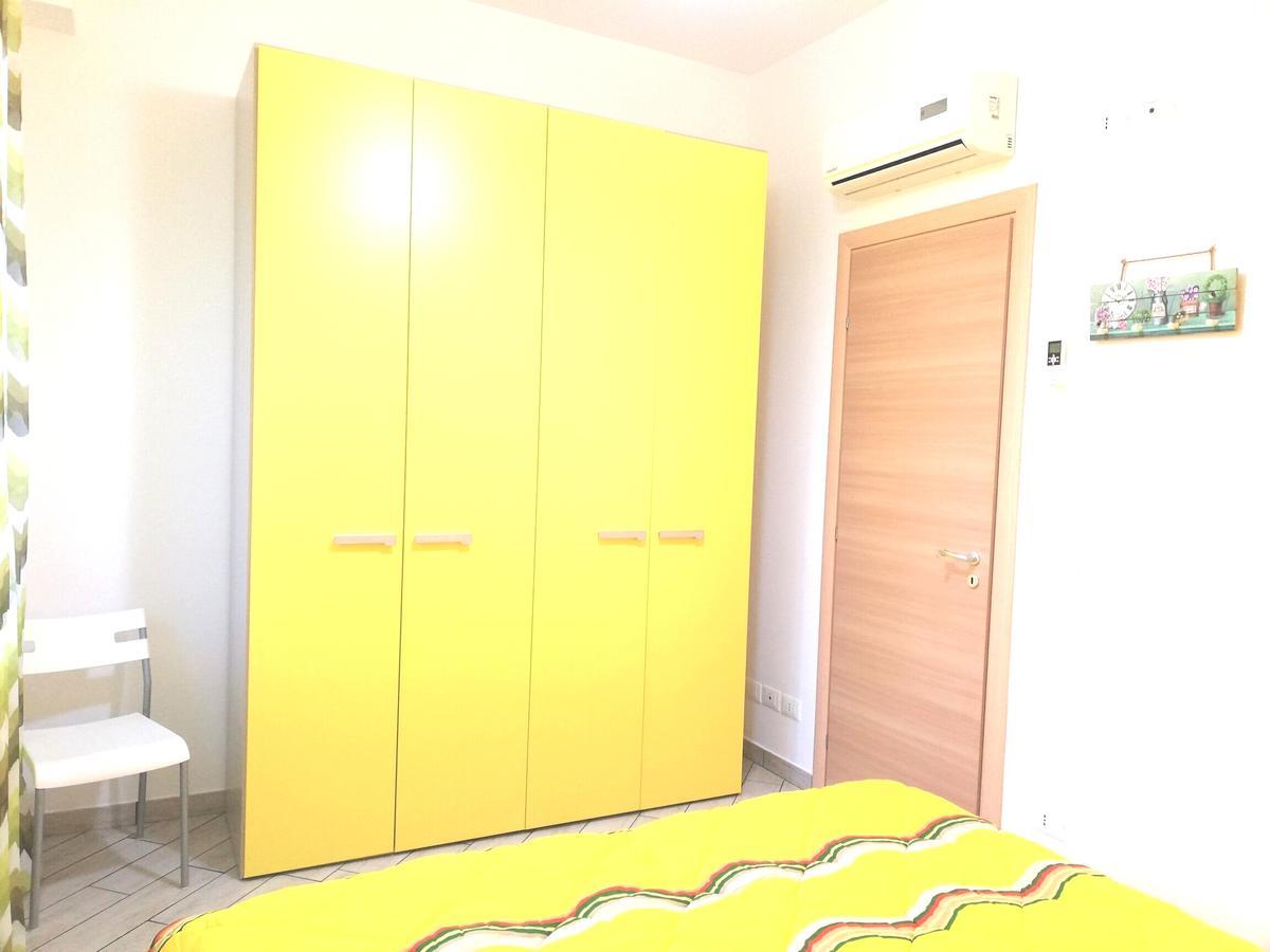 Capo D'Orlando Apartments エクステリア 写真