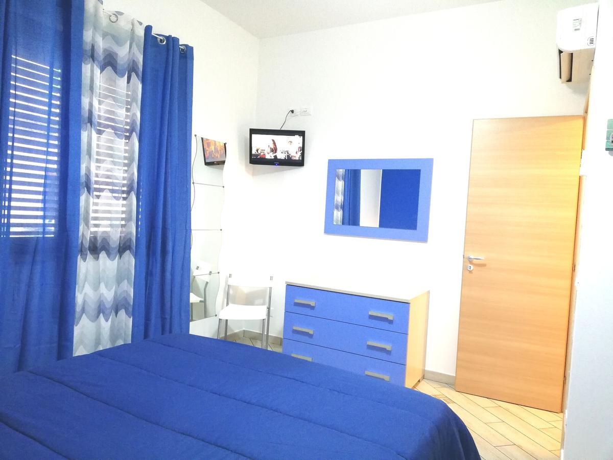 Capo D'Orlando Apartments エクステリア 写真