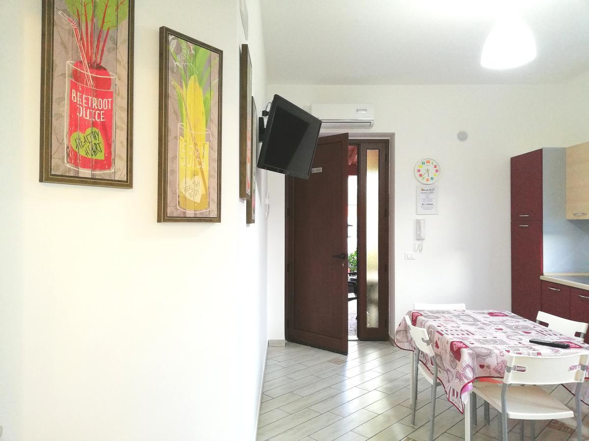 Capo D'Orlando Apartments エクステリア 写真