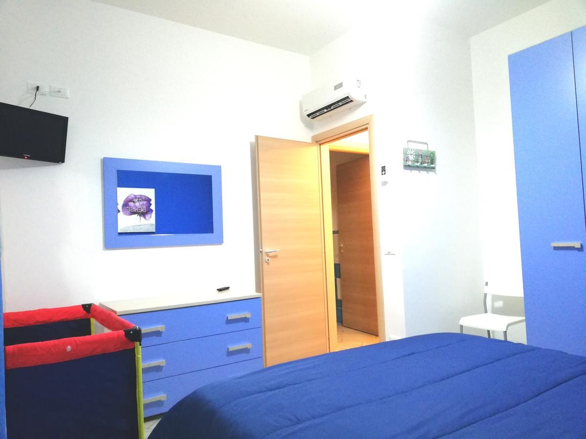 Capo D'Orlando Apartments エクステリア 写真