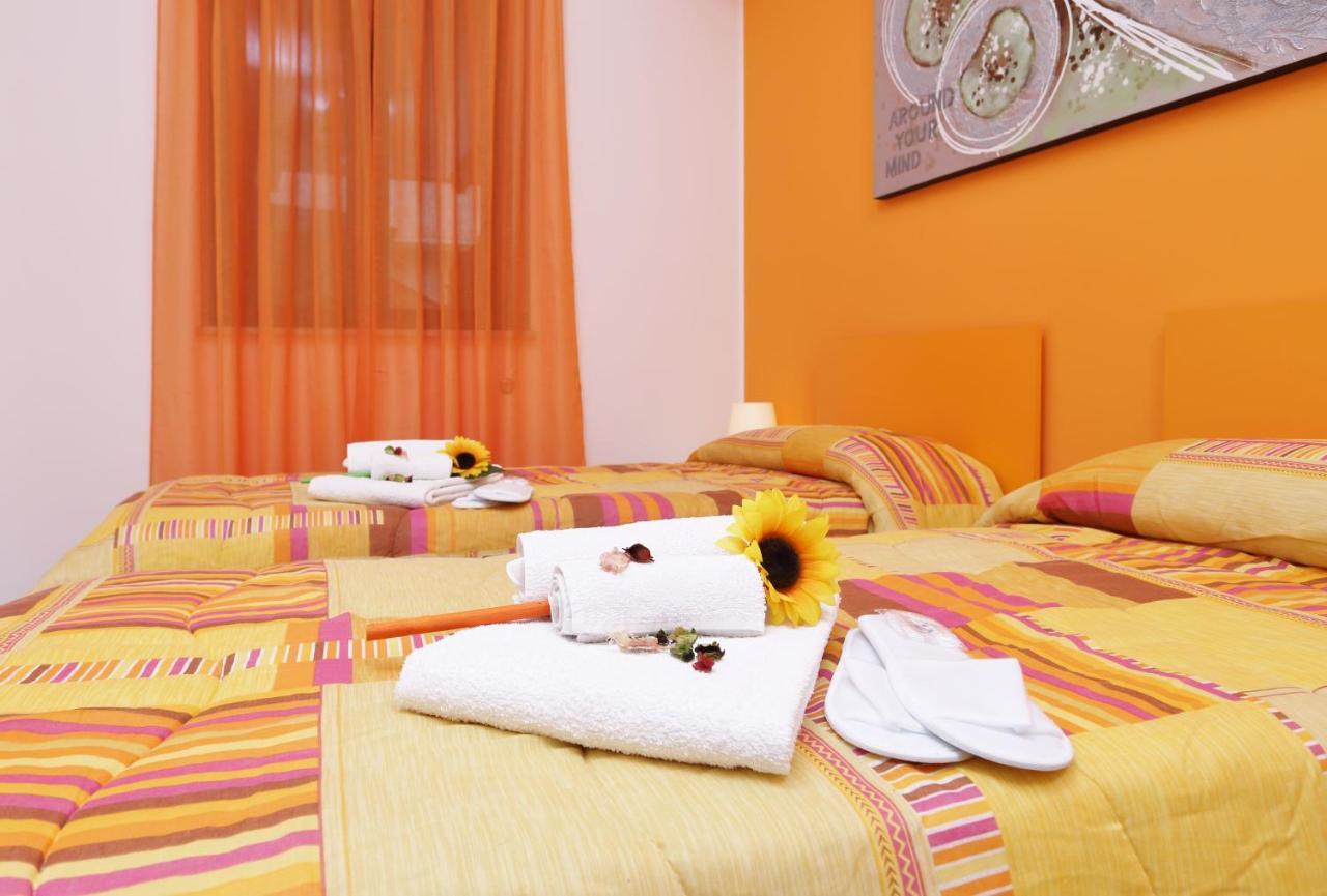 Capo D'Orlando Apartments エクステリア 写真