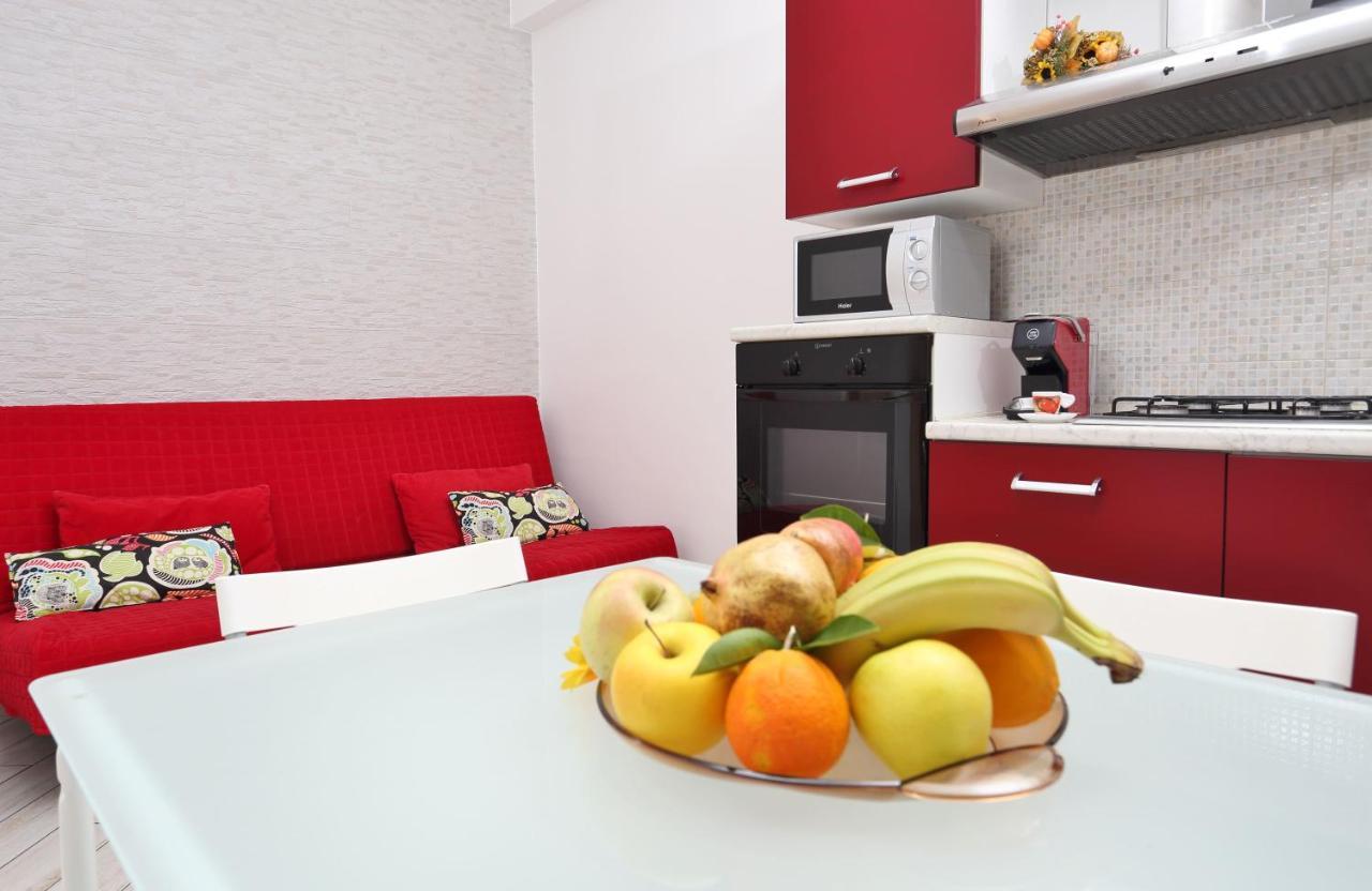 Capo D'Orlando Apartments エクステリア 写真
