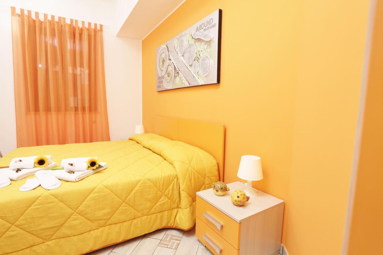 Capo D'Orlando Apartments エクステリア 写真