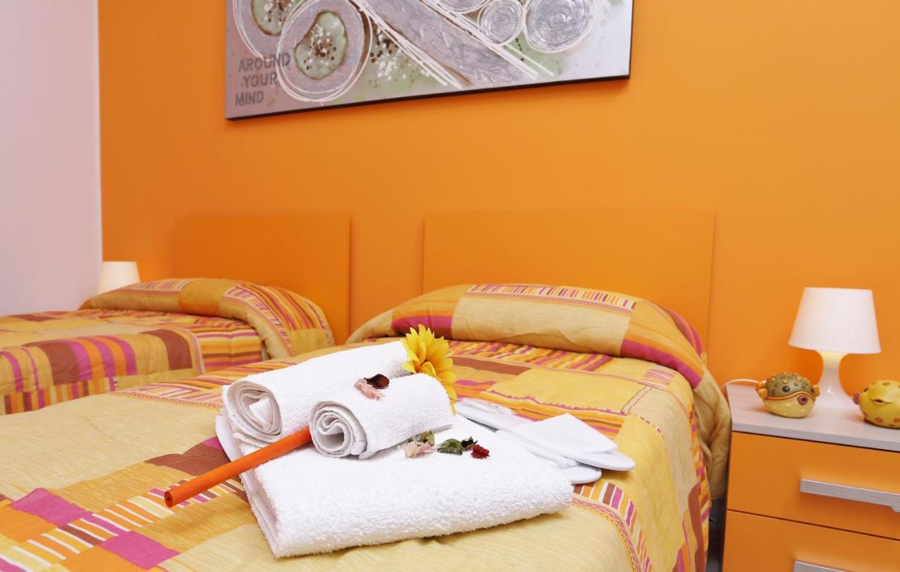 Capo D'Orlando Apartments エクステリア 写真